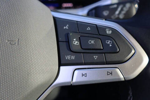 2025 Volkswagen Taos SE