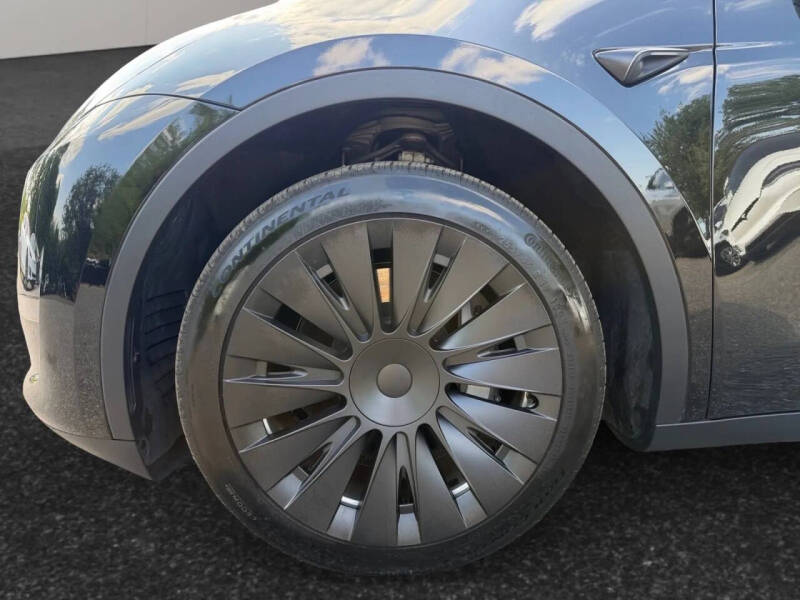 2024 Tesla Model Y Long Range