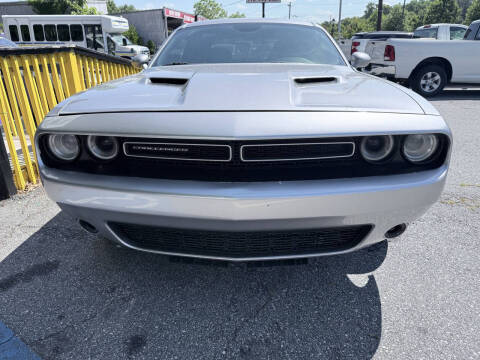 2016 Dodge Challenger SXT