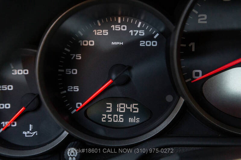 2005 Porsche 911