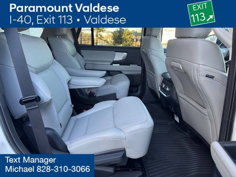 2025 Ford Expedition Active