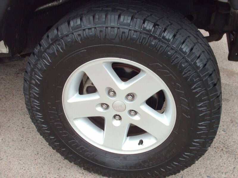 2017 Jeep Wrangler Willys Wheeler