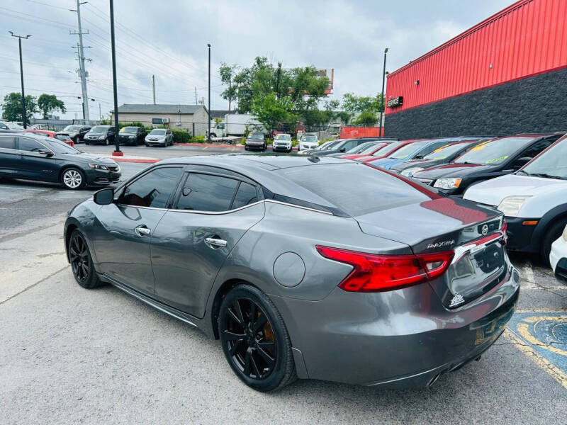 2017 Nissan Maxima