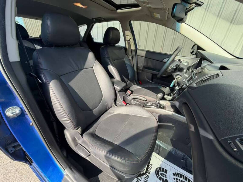 2011 Kia Forte5 SX