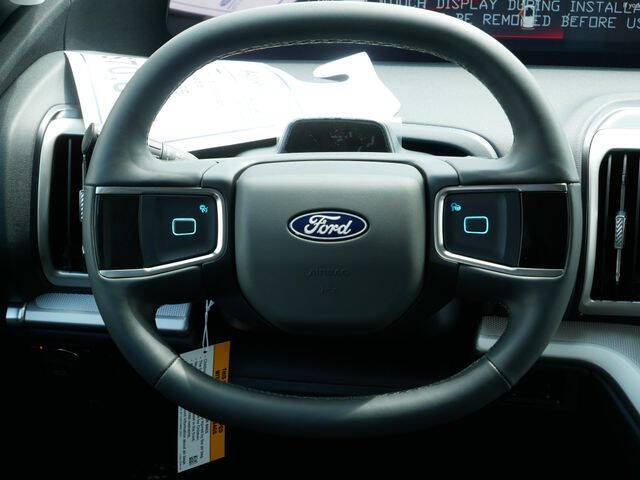 2027 Ford Expedition Active