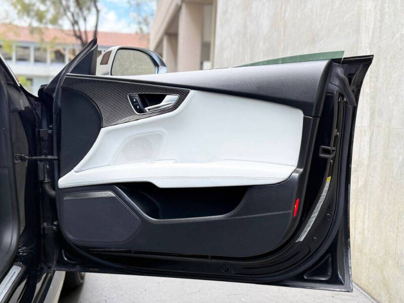 2014 Audi RS 7 4.0T quattro Prestige