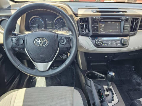 2017 Toyota RAV4 XLE
