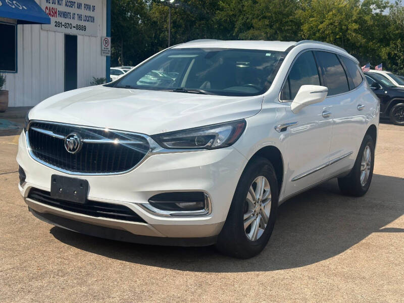 2020 Buick Enclave Essence's photo