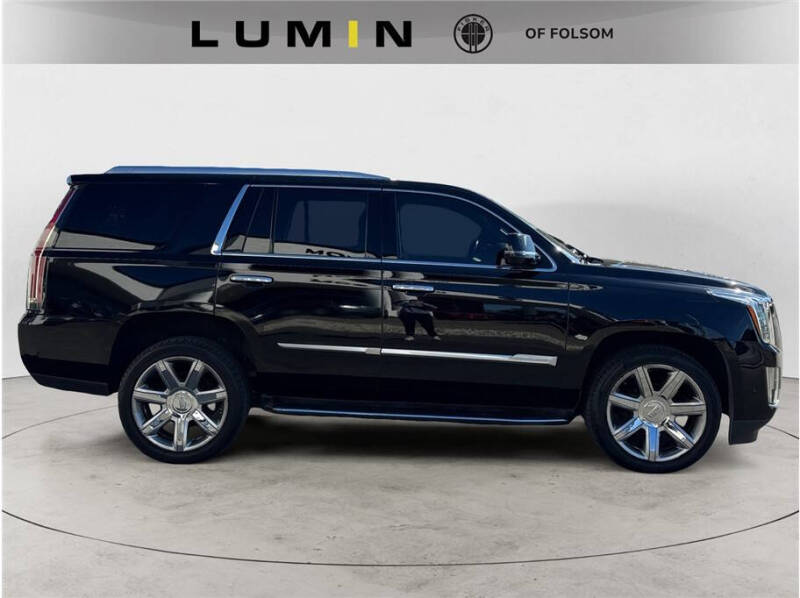 2020 Cadillac Escalade Luxury