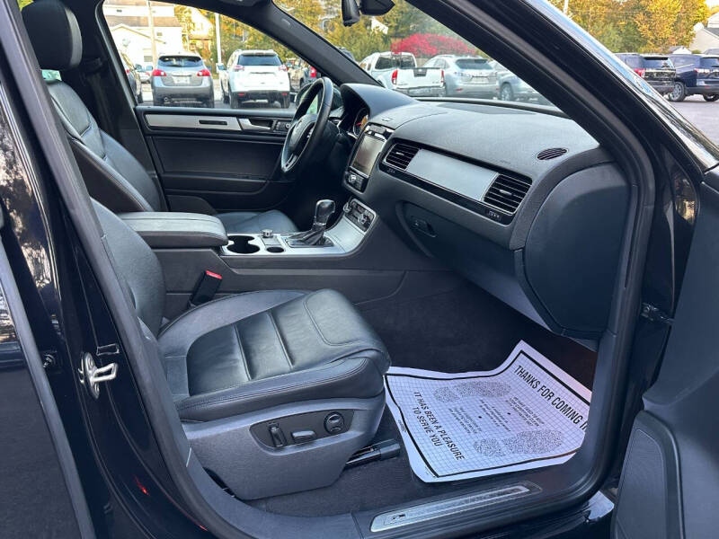 2014 Volkswagen Touareg V6 R-Line