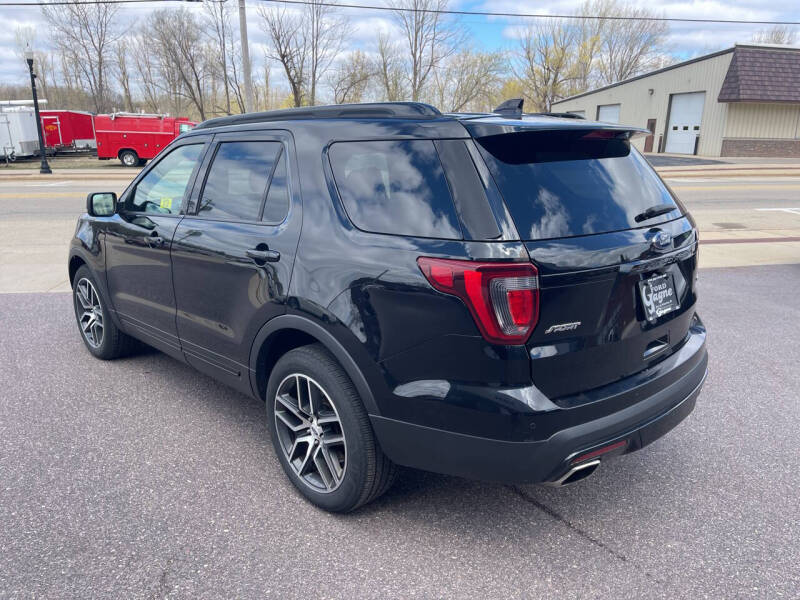 2017 Ford Explorer Sport