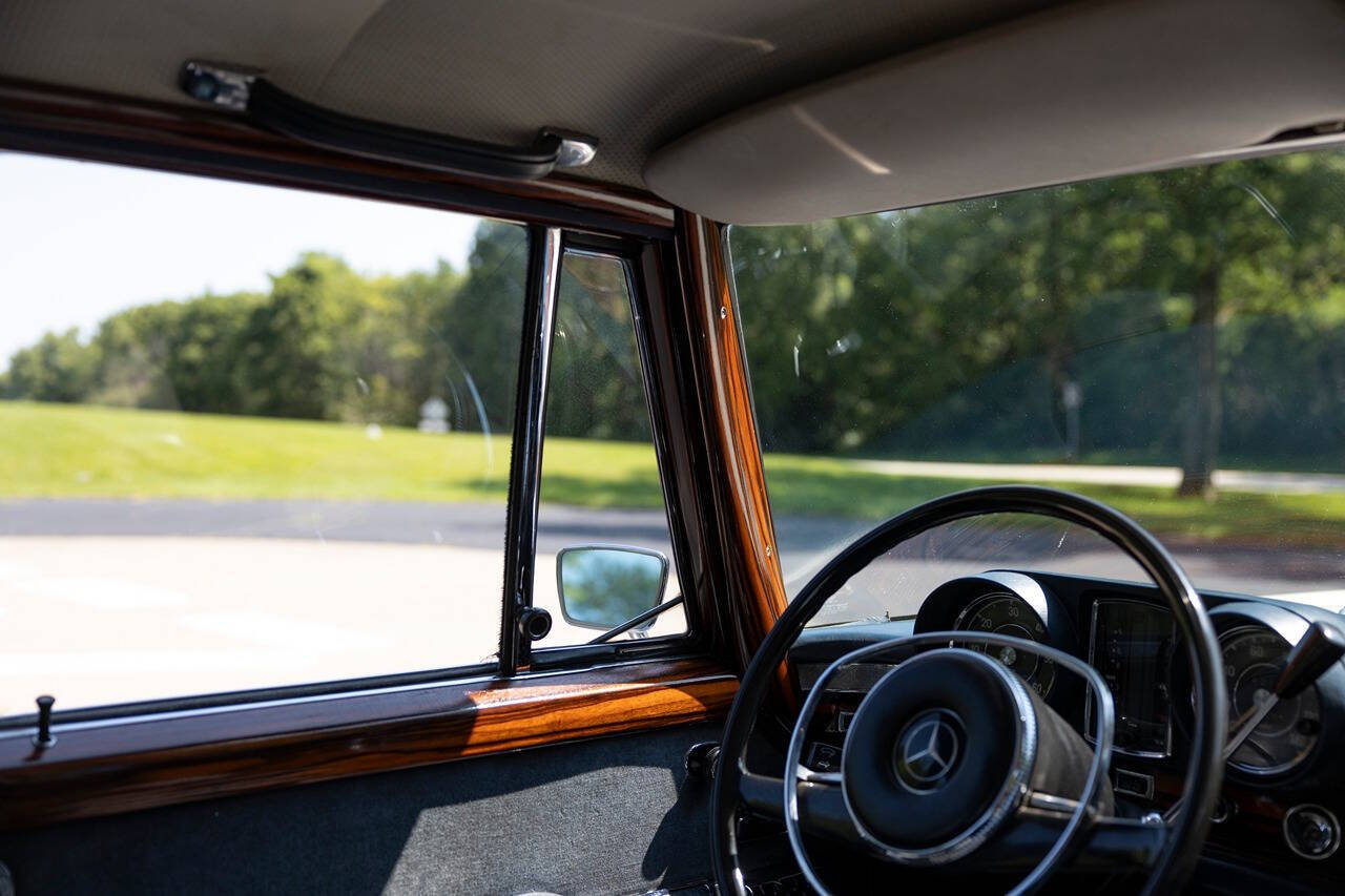 1971 Mercedes-Benz 600 for sale at Autowerks in Cary, IL