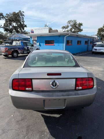2008 Ford Mustang V6 Deluxe