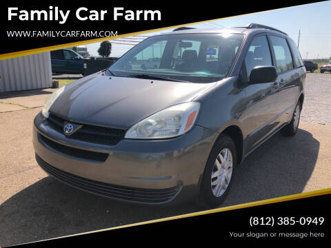 2004 Toyota Sienna for sale at Family Car Farm in Princeton IN