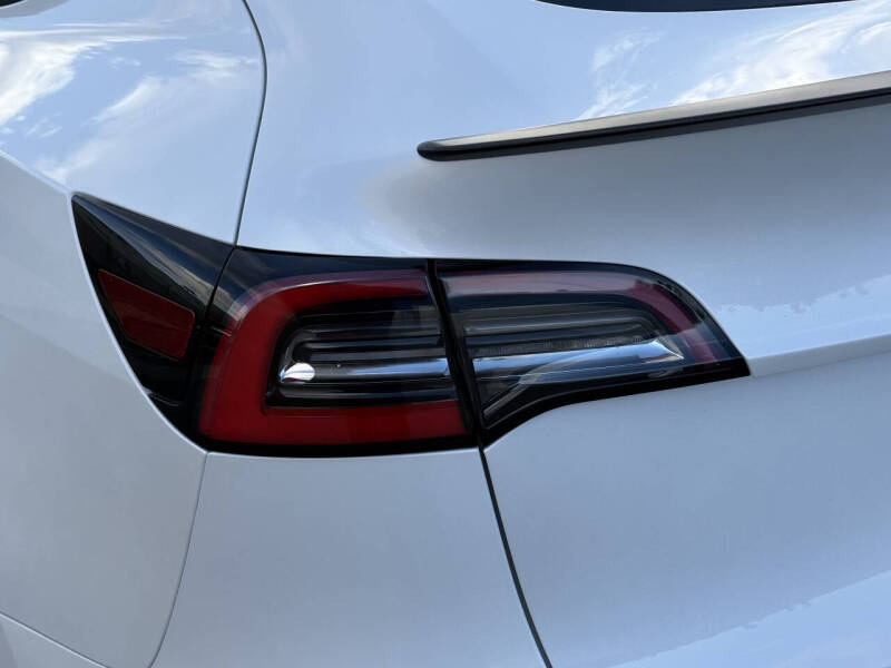 2020 Tesla Model Y Long Range