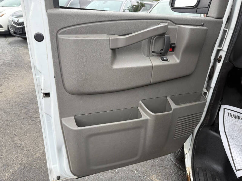 2020 Chevrolet Express 3500