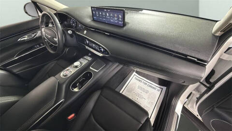 2022 Genesis GV70 2.5T Standard