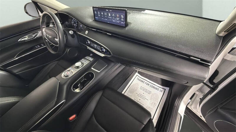 2022 Genesis GV70 2.5T Standard