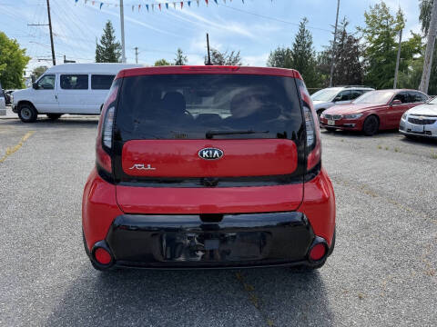 2016 Kia Soul +