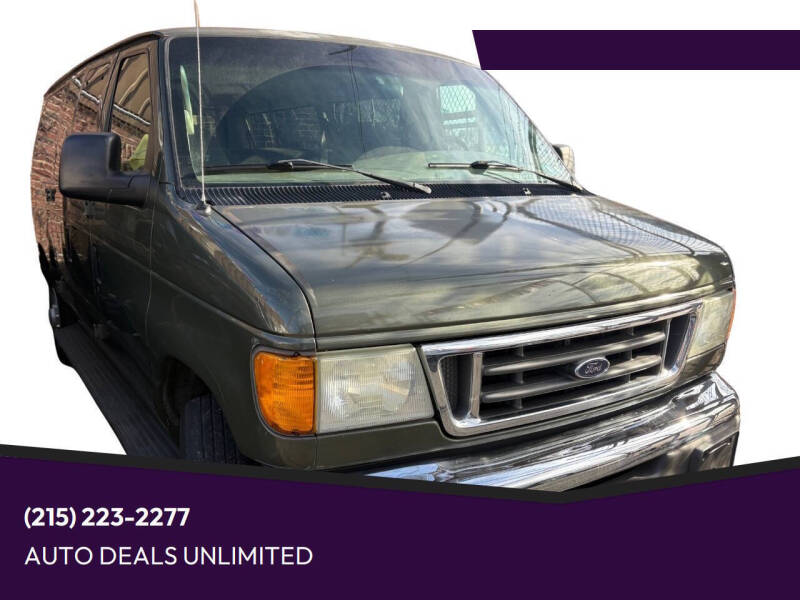 2004 Ford Econoline Wagon XL's photo