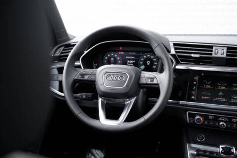 2025 Audi Q3 quattro S line Premium 45 TFSI