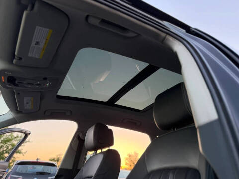 2019 Audi e-tron quattro Premium Plus