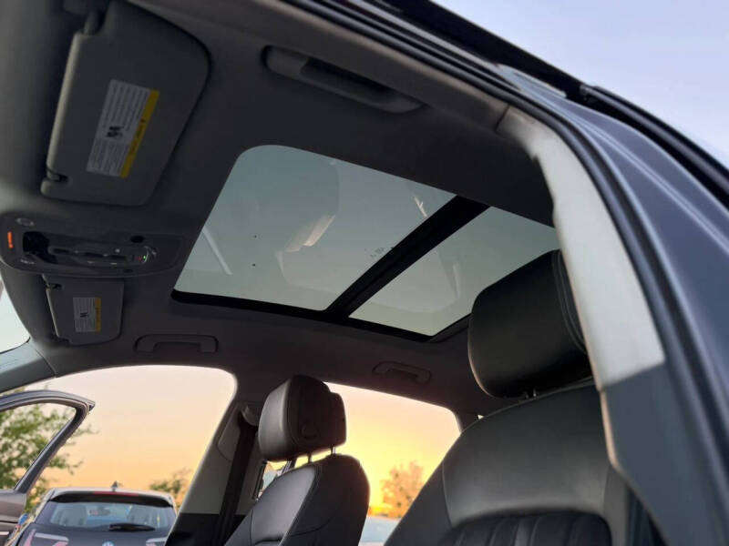 2019 Audi e-tron quattro Premium Plus