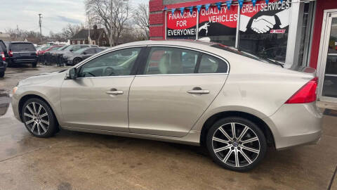 2016 Volvo S60 T5 Inscription Platinum