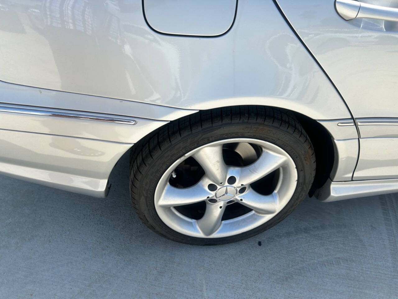 2005 Mercedes-Benz C-Class for sale at A & E Cars in Bakersfield, CA