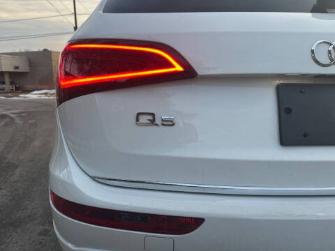 2015 Audi Q5 2.0T quattro Premium Plus