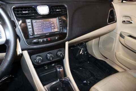 2013 Chrysler 200 Limited