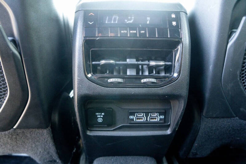 2022 Jeep Grand Cherokee L Altitude