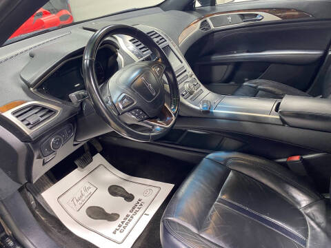 2017 Lincoln MKZ Select