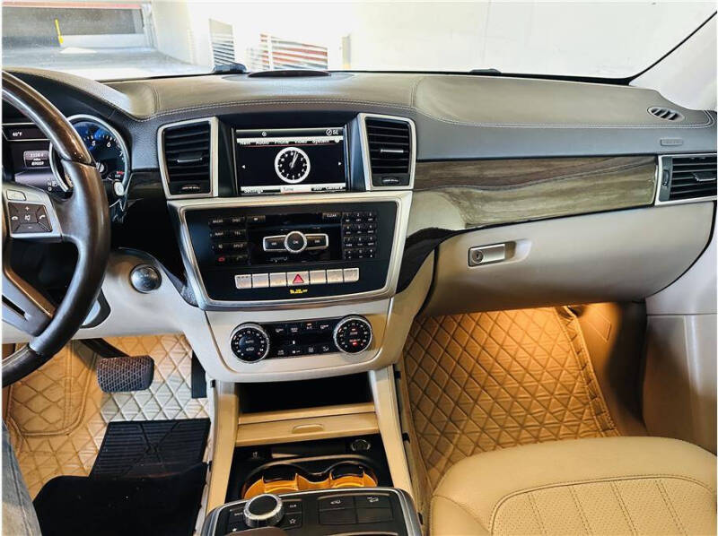 2014 Mercedes-Benz GL-Class GL450 photo 37