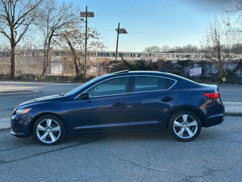 2013 Acura ILX 2.0L w/Premium
