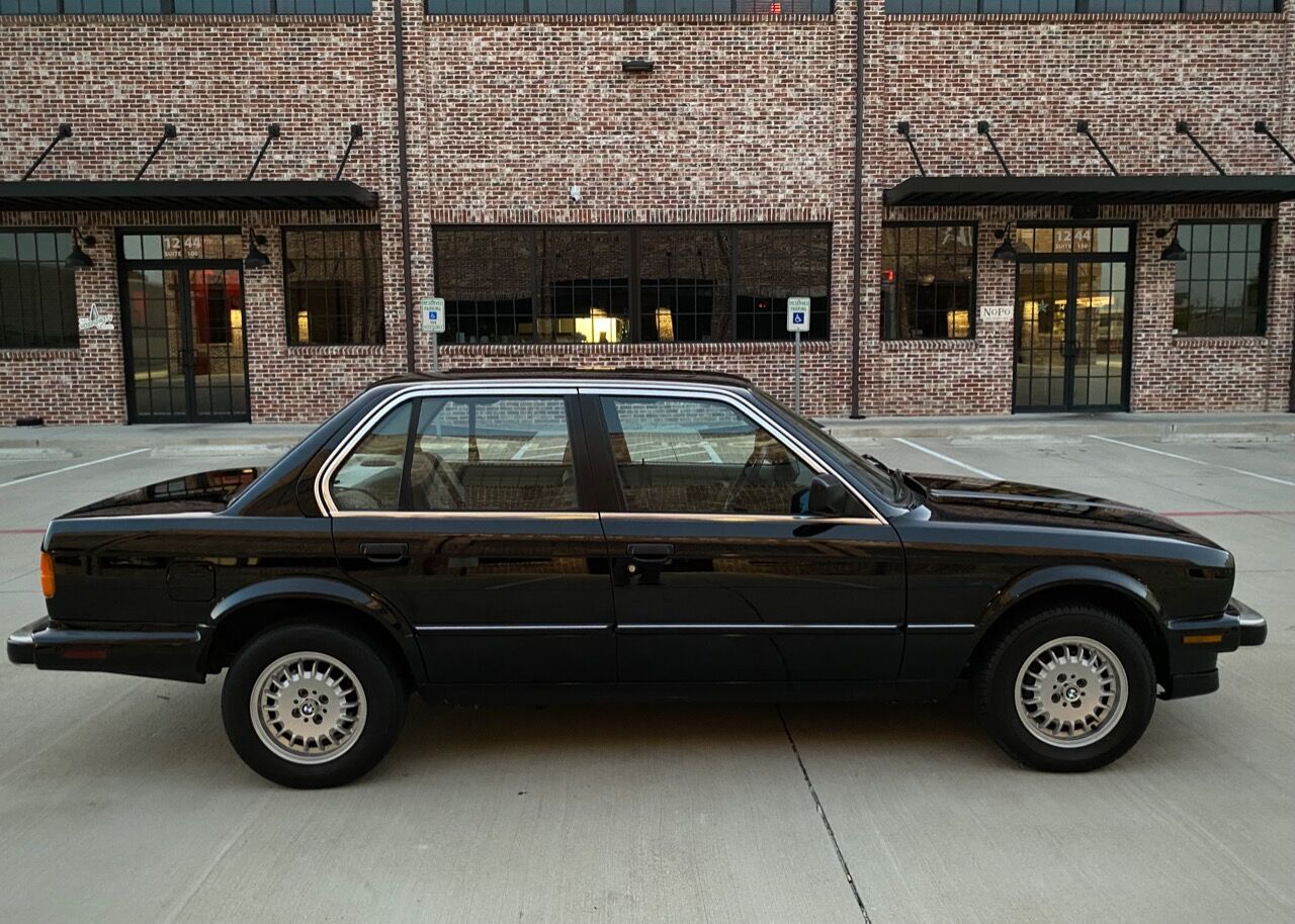 1986 BMW 3 Series 6