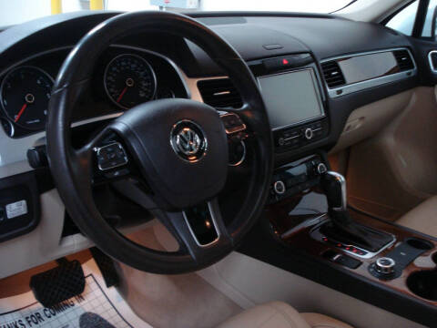2013 Volkswagen Touareg TDI Sport