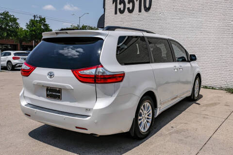 2017 Toyota Sienna