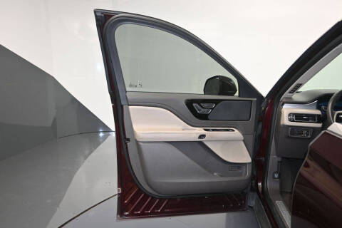 2020 Lincoln Aviator Standard