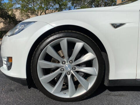 2012 Tesla Model S Performance