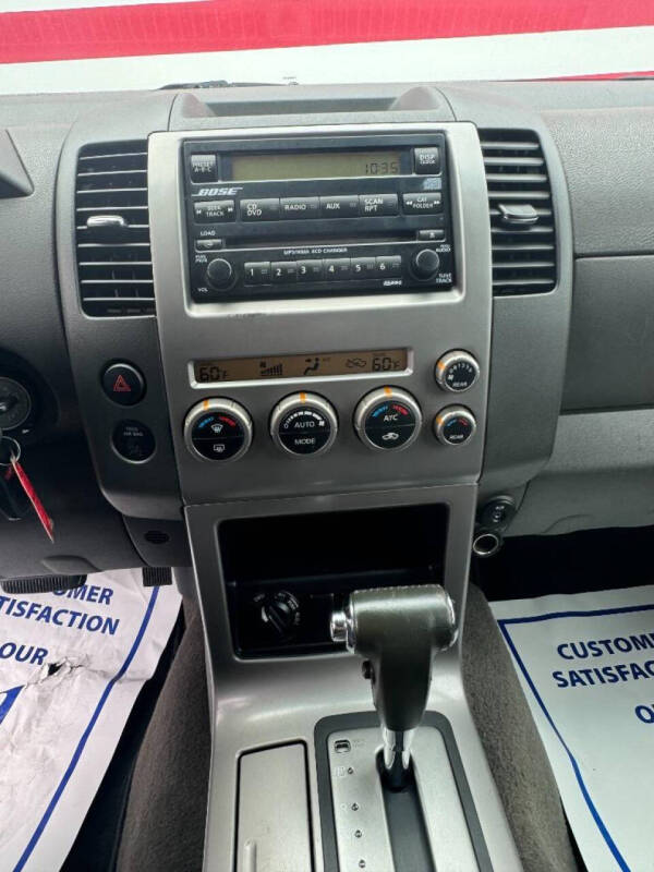 2007 Nissan Pathfinder SE