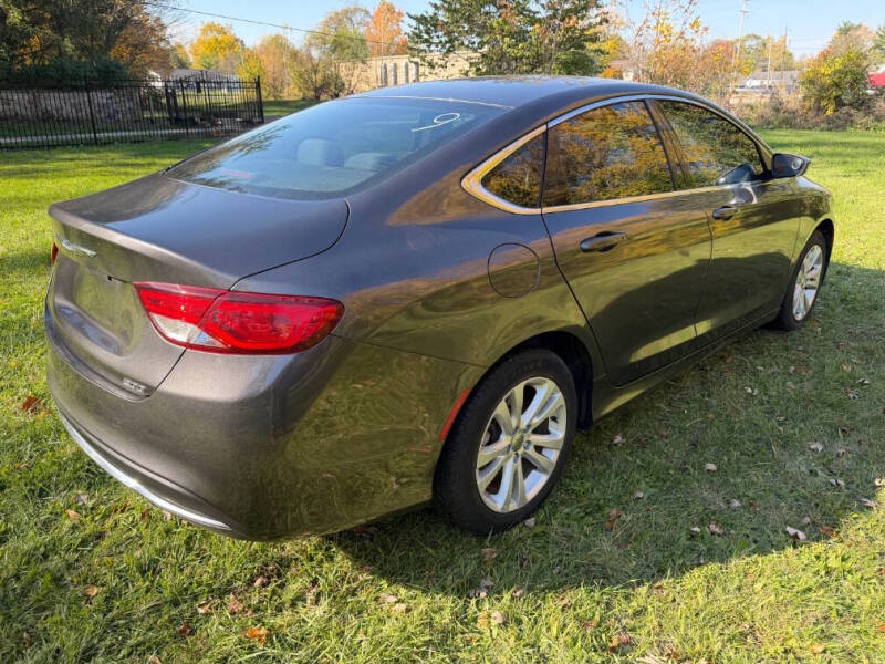 2016 Chrysler 200