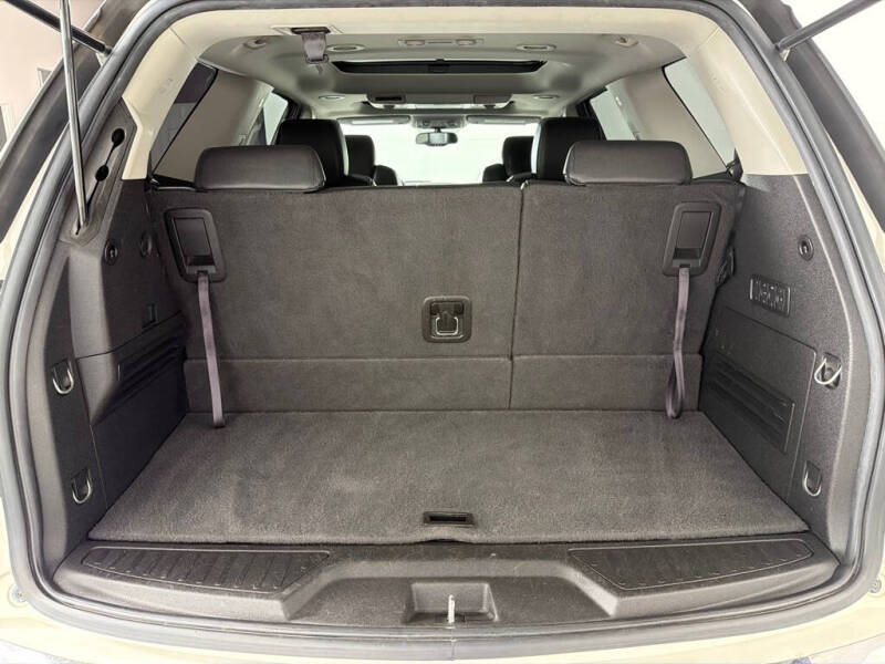 2011 GMC Acadia Denali