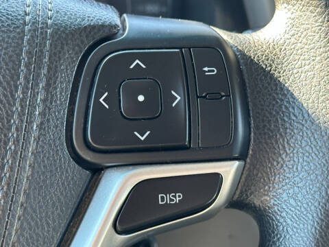 2015 Toyota Sienna LE 8-Passenger