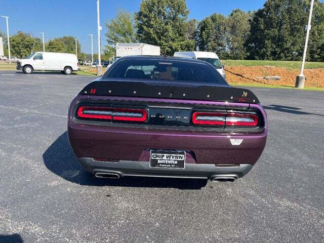 2020 Dodge Challenger 16