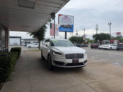 2019 Lincoln Nautilus Select