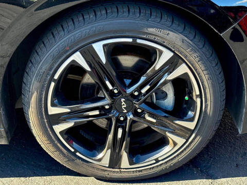 2022 Kia K5