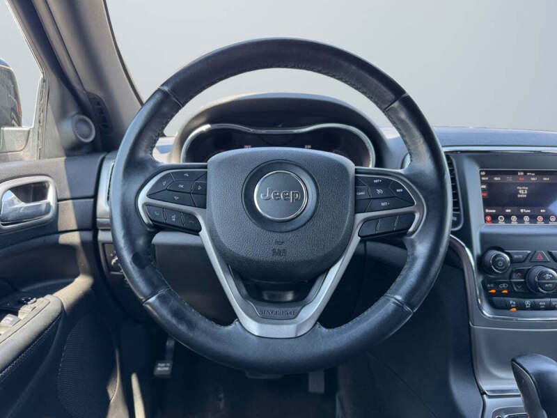 2018 Jeep Grand Cherokee Laredo