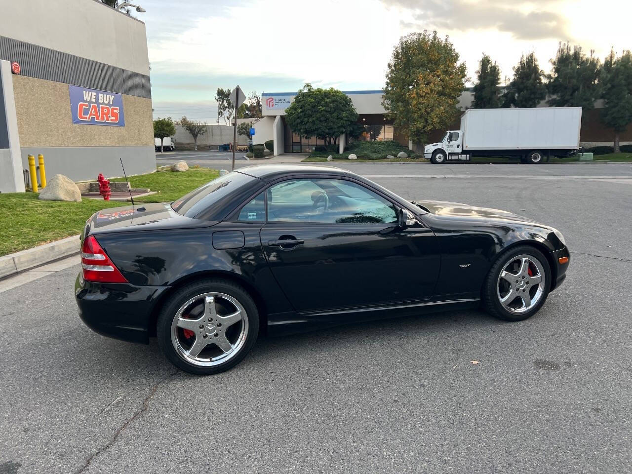 2001 Mercedes-Benz SLK for sale at ZRV AUTO INC in Brea, CA