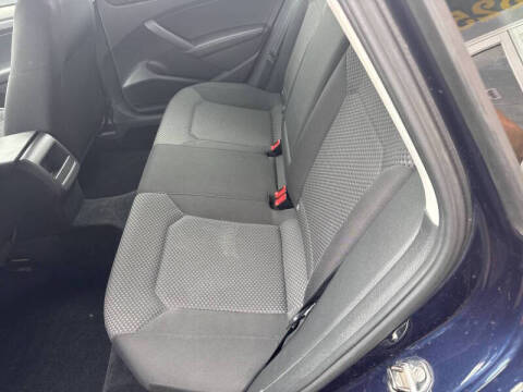 2014 Volkswagen Passat 1.8T S